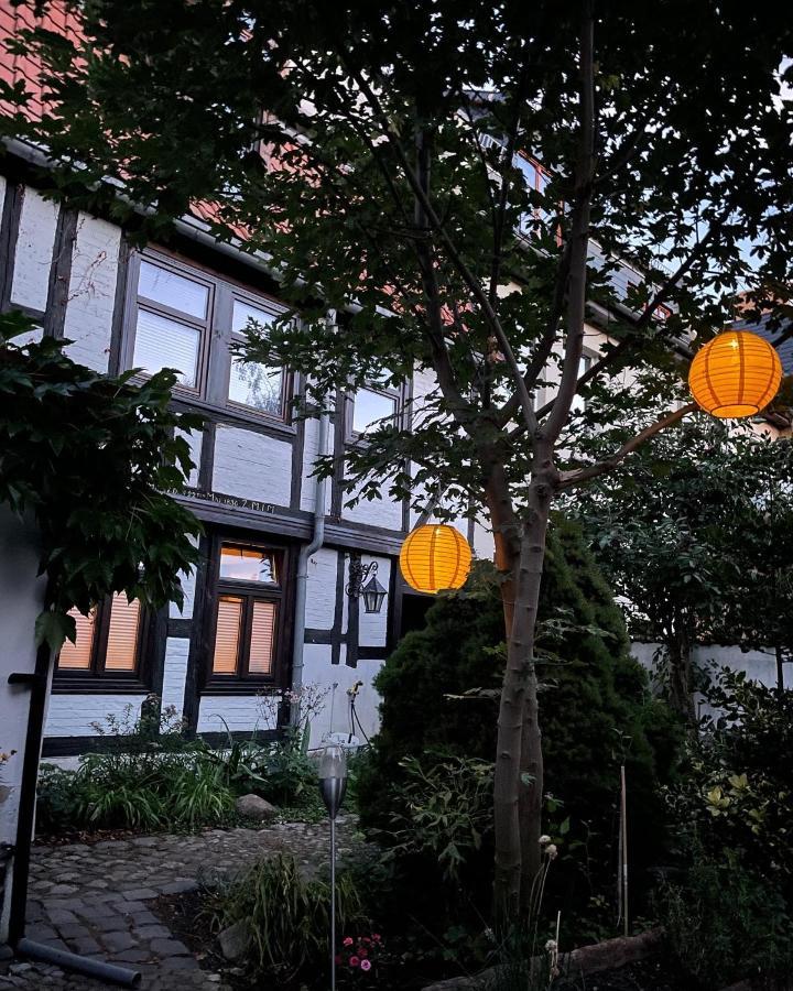 Ferienwohnungen An Der Blasiikirche Quedlinburg Exterior foto